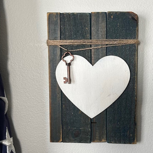 Rustic heart with key (blue background)